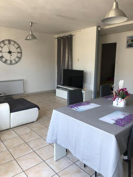Appartement Balcon, Place De Parking, Centre Ville Valence (Drome) Exterior foto