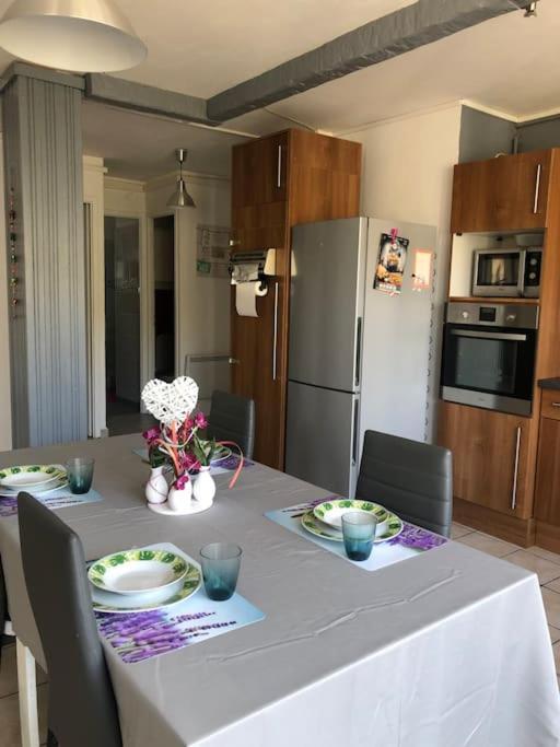 Appartement Balcon, Place De Parking, Centre Ville Valence (Drome) Exterior foto