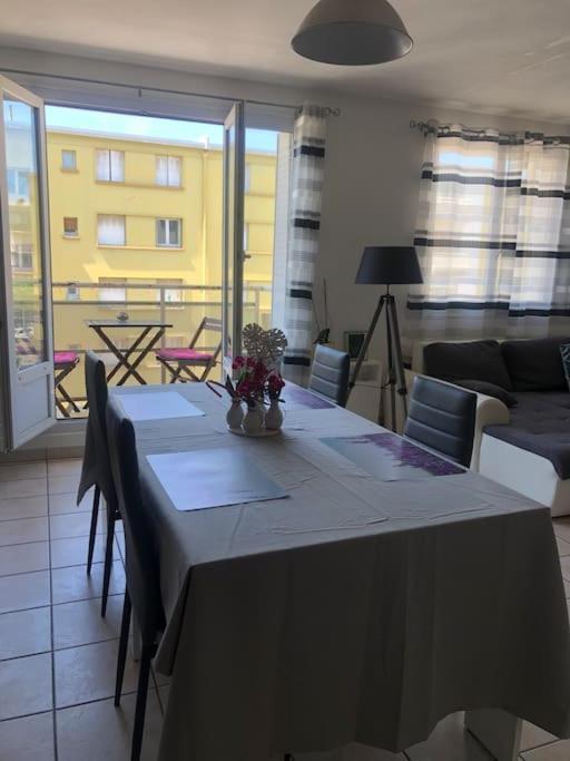 Appartement Balcon, Place De Parking, Centre Ville Valence (Drome) Exterior foto